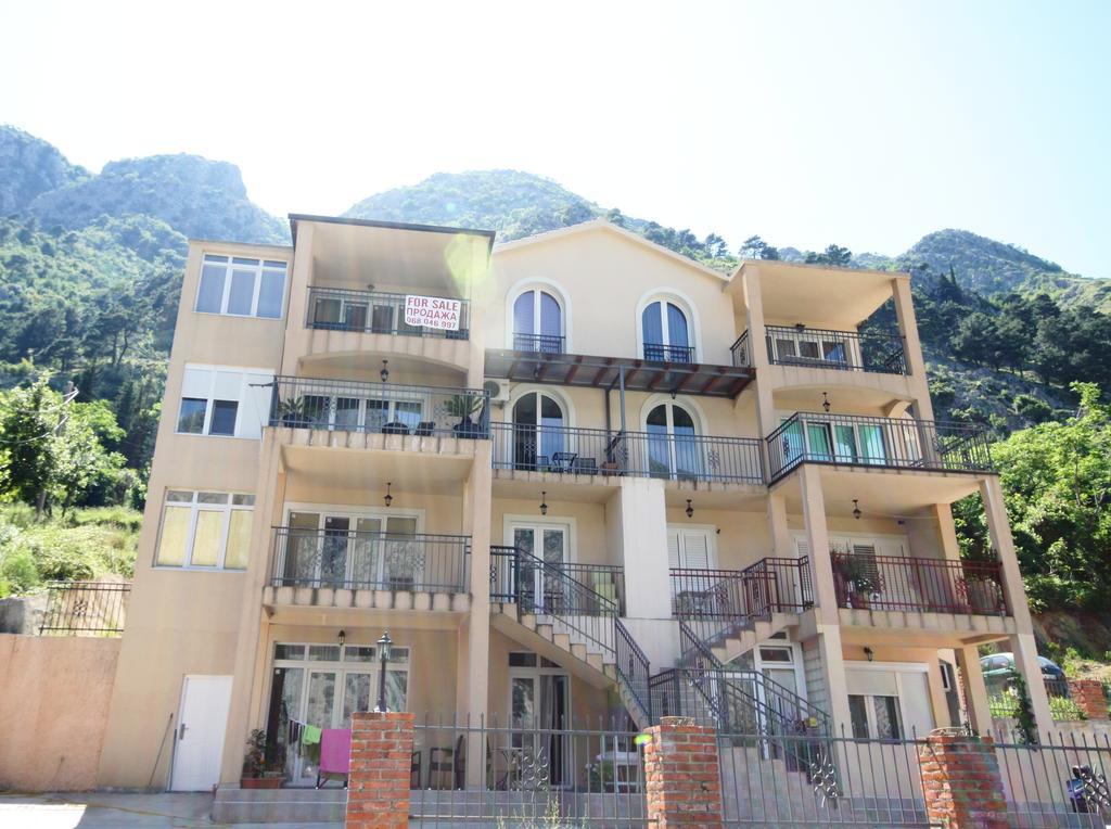 Apartments Panorama Kotor Exterior photo