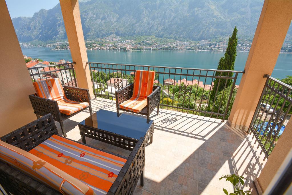 Apartments Panorama Kotor Exterior photo